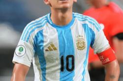 开云-才来曼城！新梅西就被租借！想去意甲瓜帅不让，远赴西甲证明自己