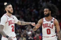 开云体育官网-芝加哥公牛考虑交易鲍尔和怀特
