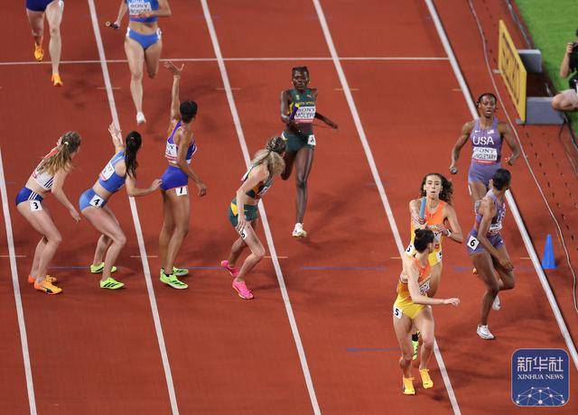 世界接力赛|西班牙队获女子4x400米接力冠军