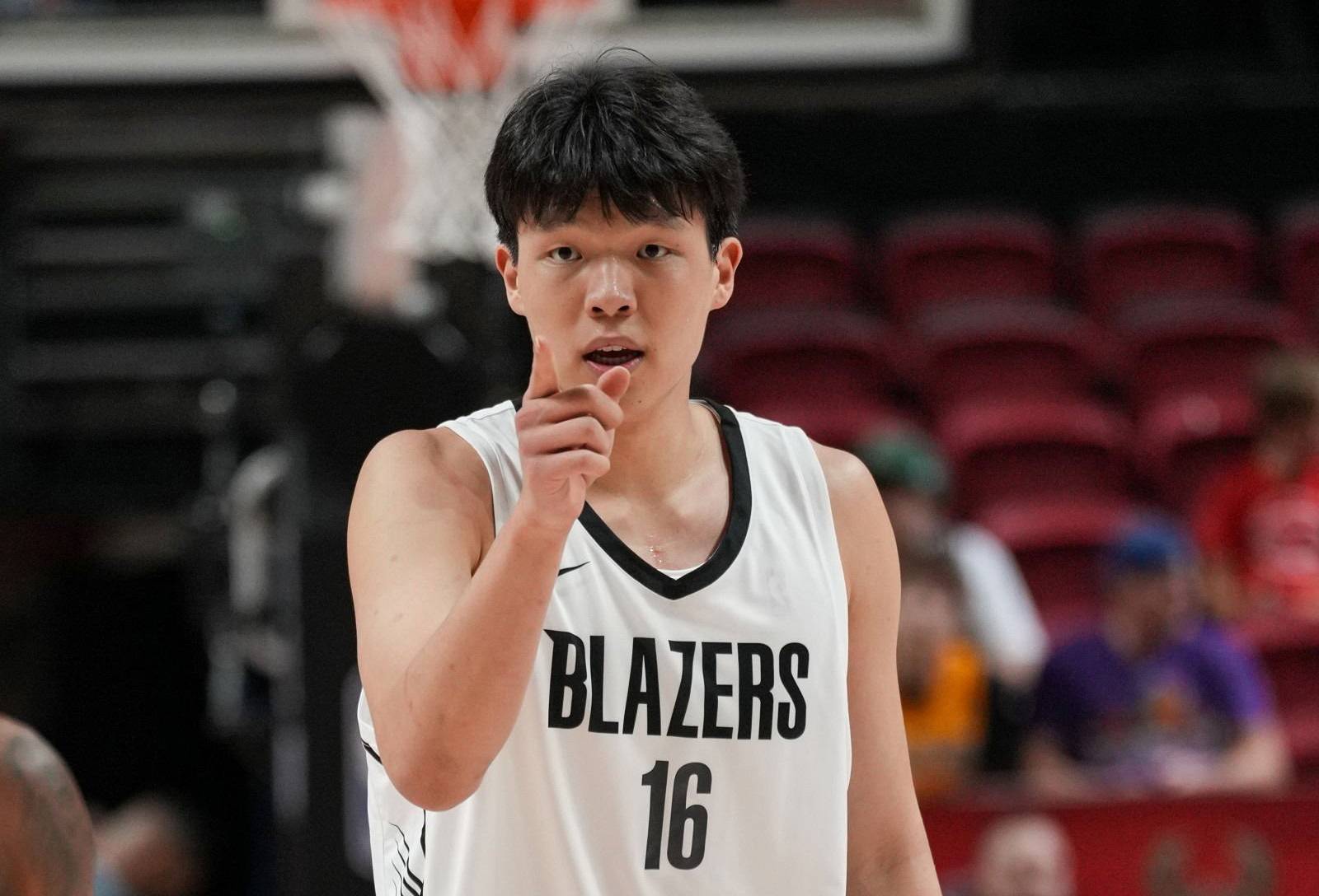 今日！CBA球员杨瀚森PK姚明老东家，CCTV5全国直播，NBA开拓者VS休斯顿火箭