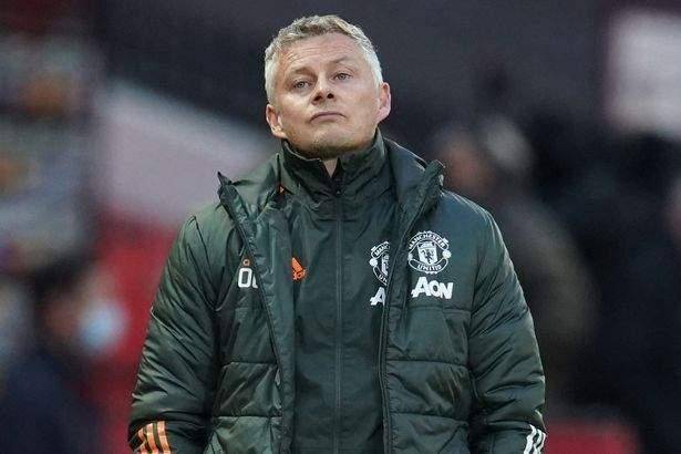 内维尔觉得滕哈赫也许适合瓦伦西亚，多特蒙德可以考察索圣