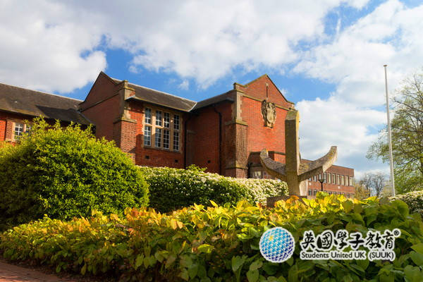 南安普顿大学2026学年 Pathway 预科课程开放申请：涵盖商科、人文、艺术等多学科