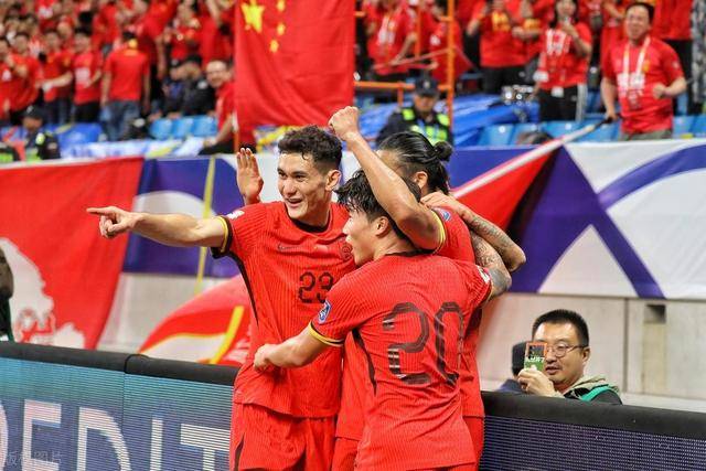 中国足球为何不行？圈子文化才是最大阻碍！